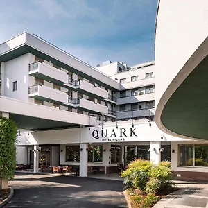 4* Ξενοδοχείο Quark